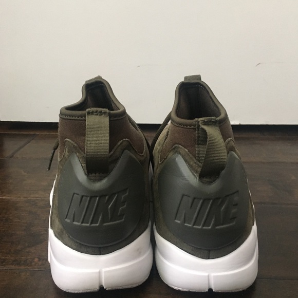 Nike Shoes✨ - Picture 2 of 6